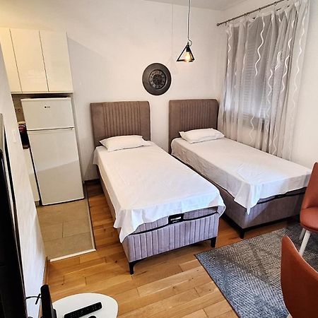Ferienwohnung Lijepo Pozicioniran Stan, Atrakcije Blizu Podgorica Exterior foto